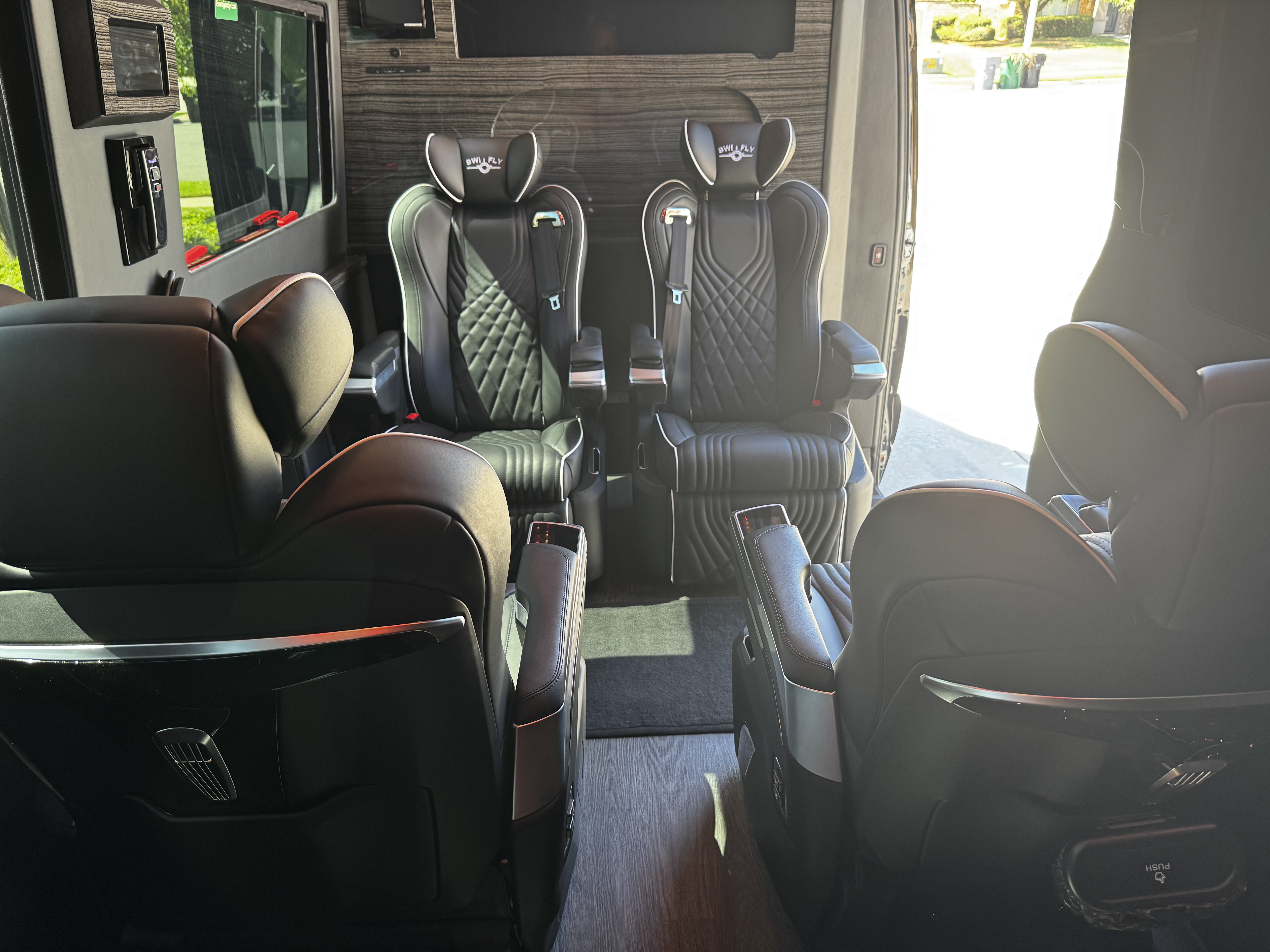 Used 2022 Mercedes-Benz Sprinter 2500 image 10