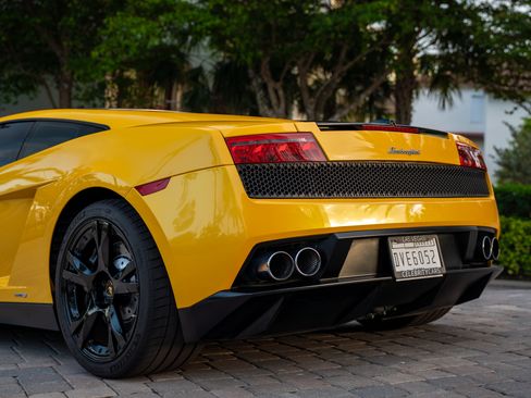 Used 2013 Lamborghini Gallardo LP 550-2 image 6