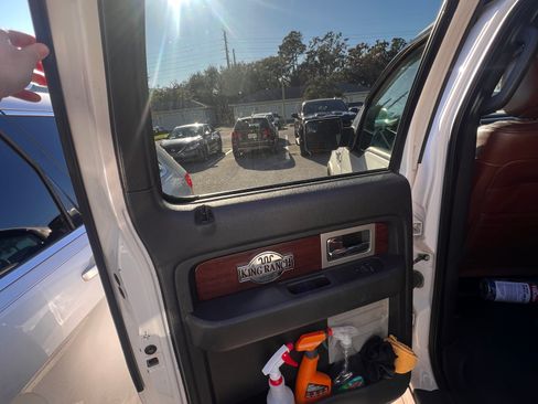 Used 2013 Ford F150 King Ranch w/ King Ranch Luxury Pkg image 5