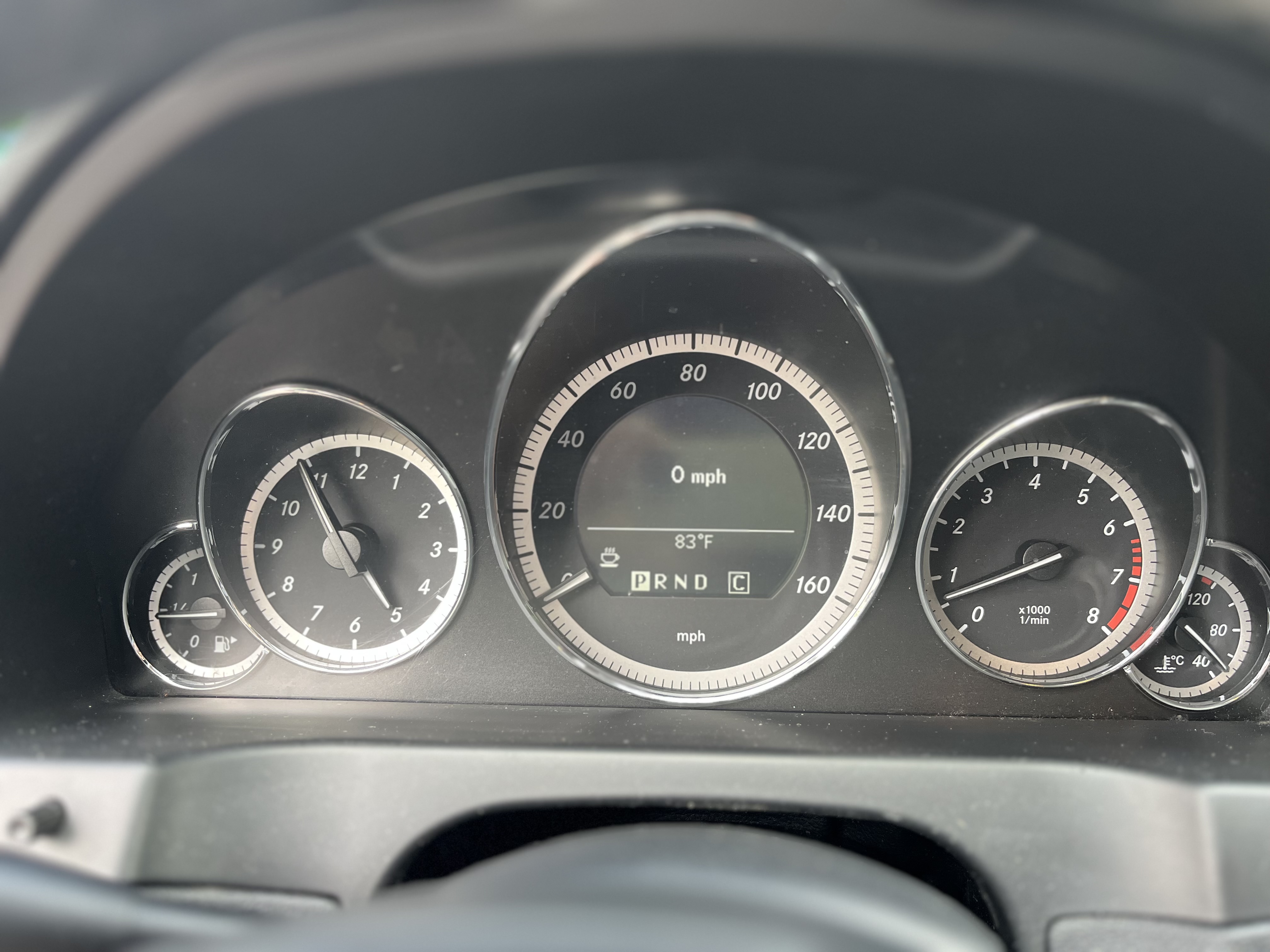 Used 2010 Mercedes-Benz E 550 Coupe image 9
