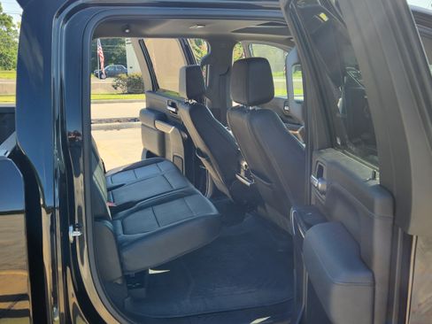 Used 2022 Chevrolet Silverado 2500 LTZ w/ LTZ Plus Package AWD/4WD image 16