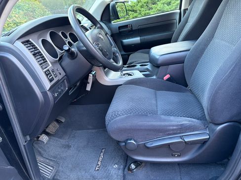 Used 2010 Toyota Tundra 4x4 Double Cab image 12