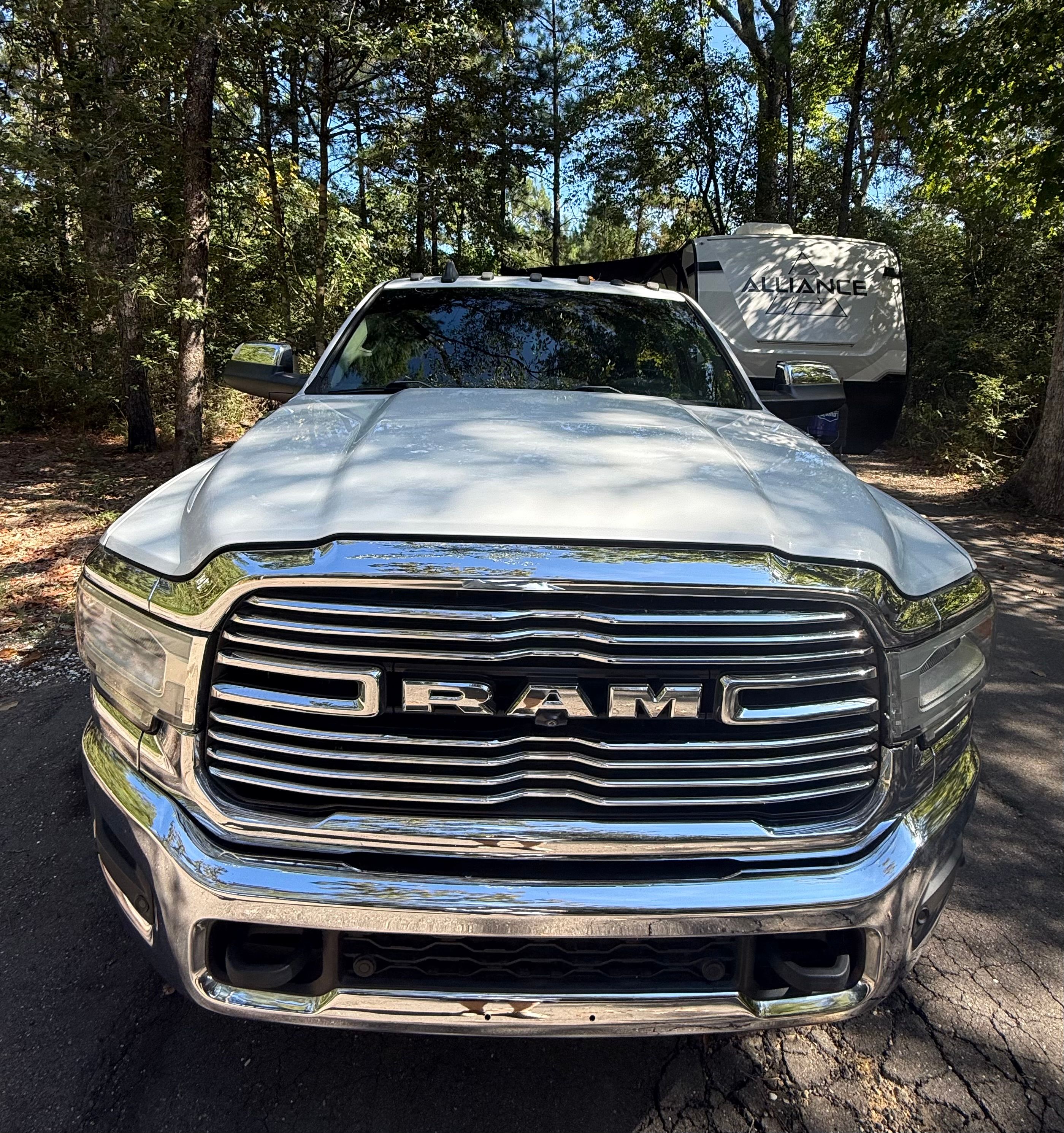 Used 2019 RAM 3500 Laramie AWD/4WD image 11