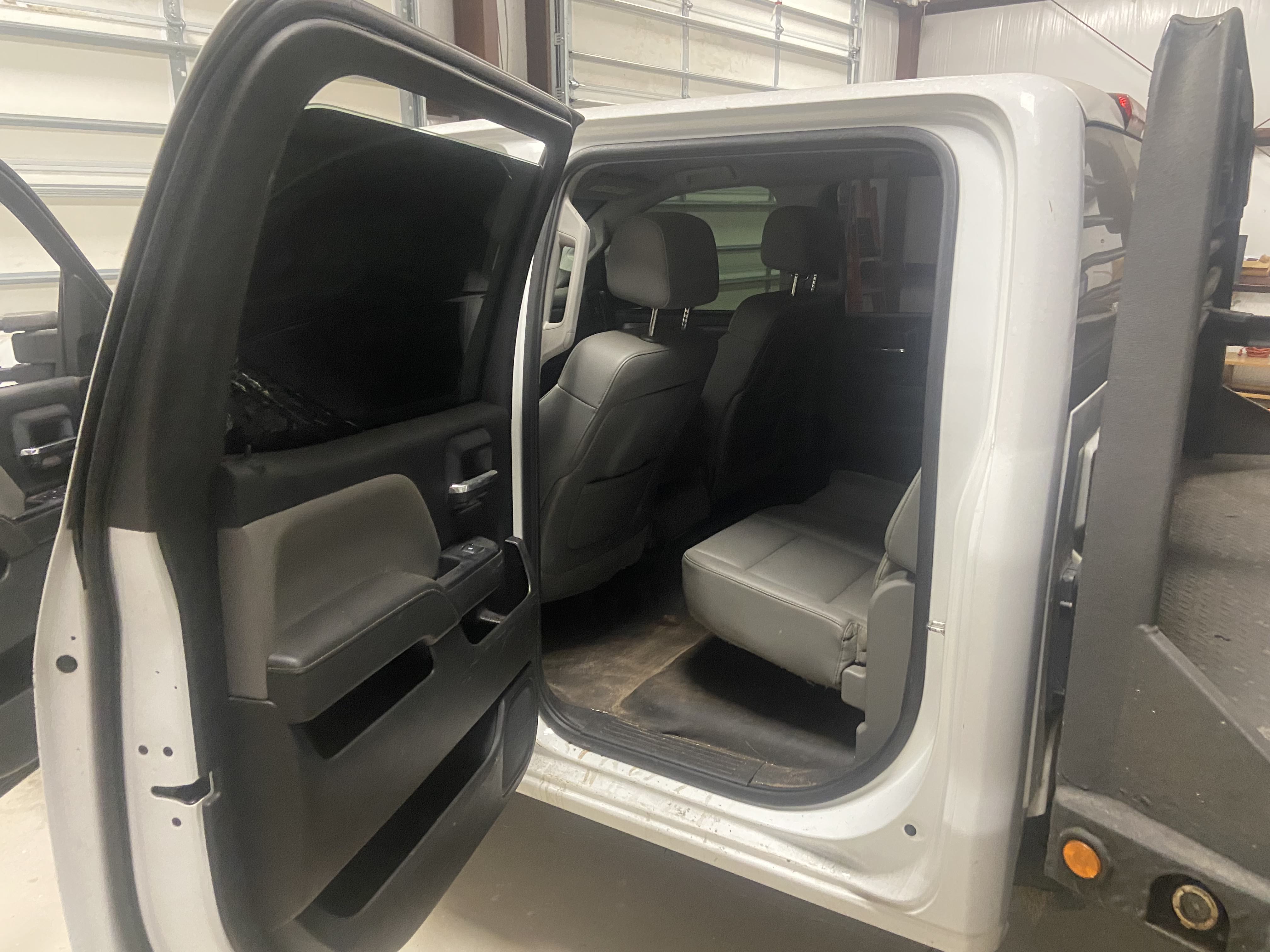 Used 2015 GMC Sierra 3500 4x4 Crew Cab w/ Sierra Convenience Package image 9