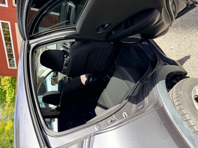 Used 2017 Honda HR-V EX image 8