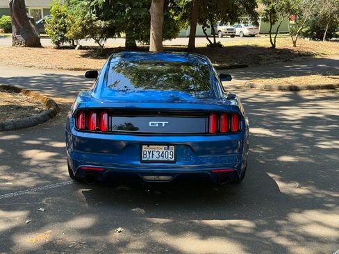 Used 2017 Ford Mustang GT w/ GT Performance Package image 8