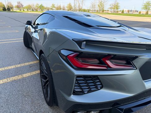 Used 2022 Chevrolet Corvette Stingray Preferred Cpe w/ Z51 Performance Package RWD image 10