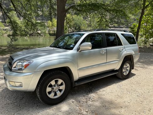 Used 2005 Toyota 4Runner Sport image 1