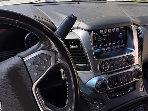 Used 2019 Chevrolet Tahoe Premier w/ Premier Plus Edition AWD/4WD image 12