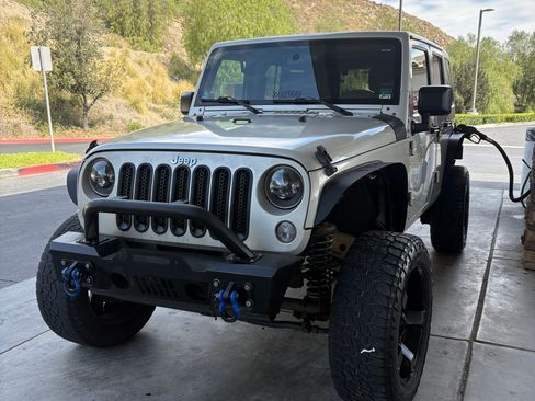 Used 2007 Jeep Wrangler Unlimited X w/ Dual Top Group image 1