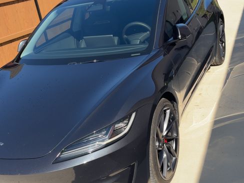 Used 2024 Tesla Model 3 Performance image 1