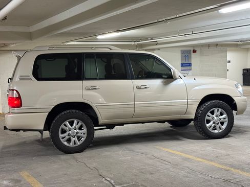 Used 2005 Lexus LX 470 4WD image 10