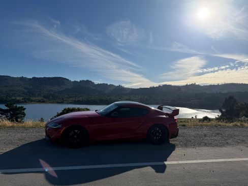 Used 2020 Toyota Supra Launch Edition w/ Driver Assist Package RWD image 5