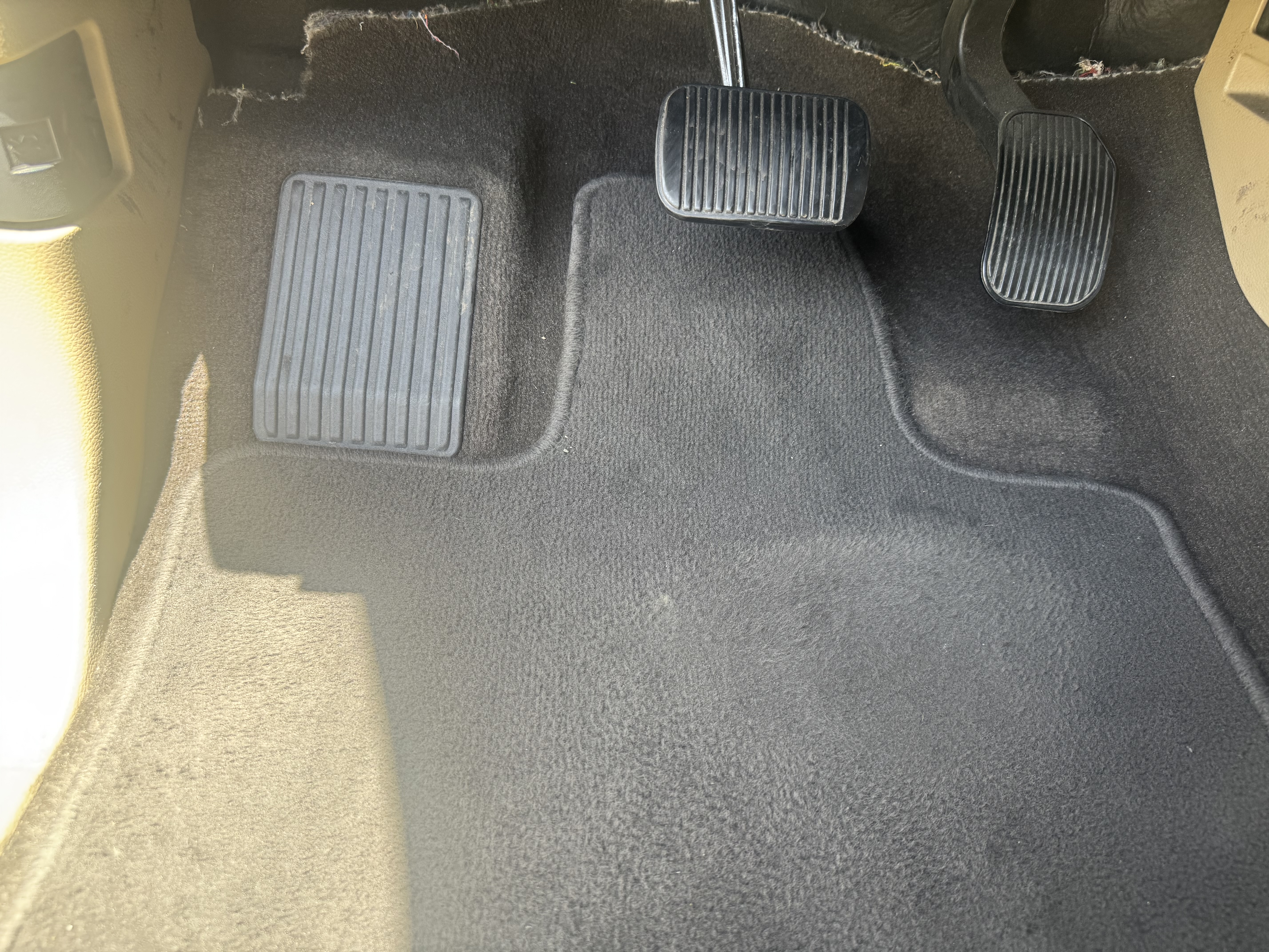 Used 2020 Ford F150 Lariat RWD image 8