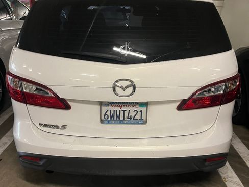 Used 2012 MAZDA MAZDA5 Sport image 2