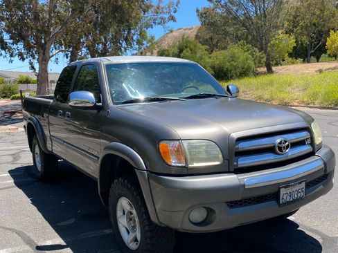 Used 2003 Toyota Tundra SR5 AWD/4WD image 4
