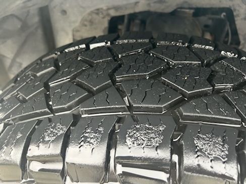 Used 2007 HUMMER H3 image 10