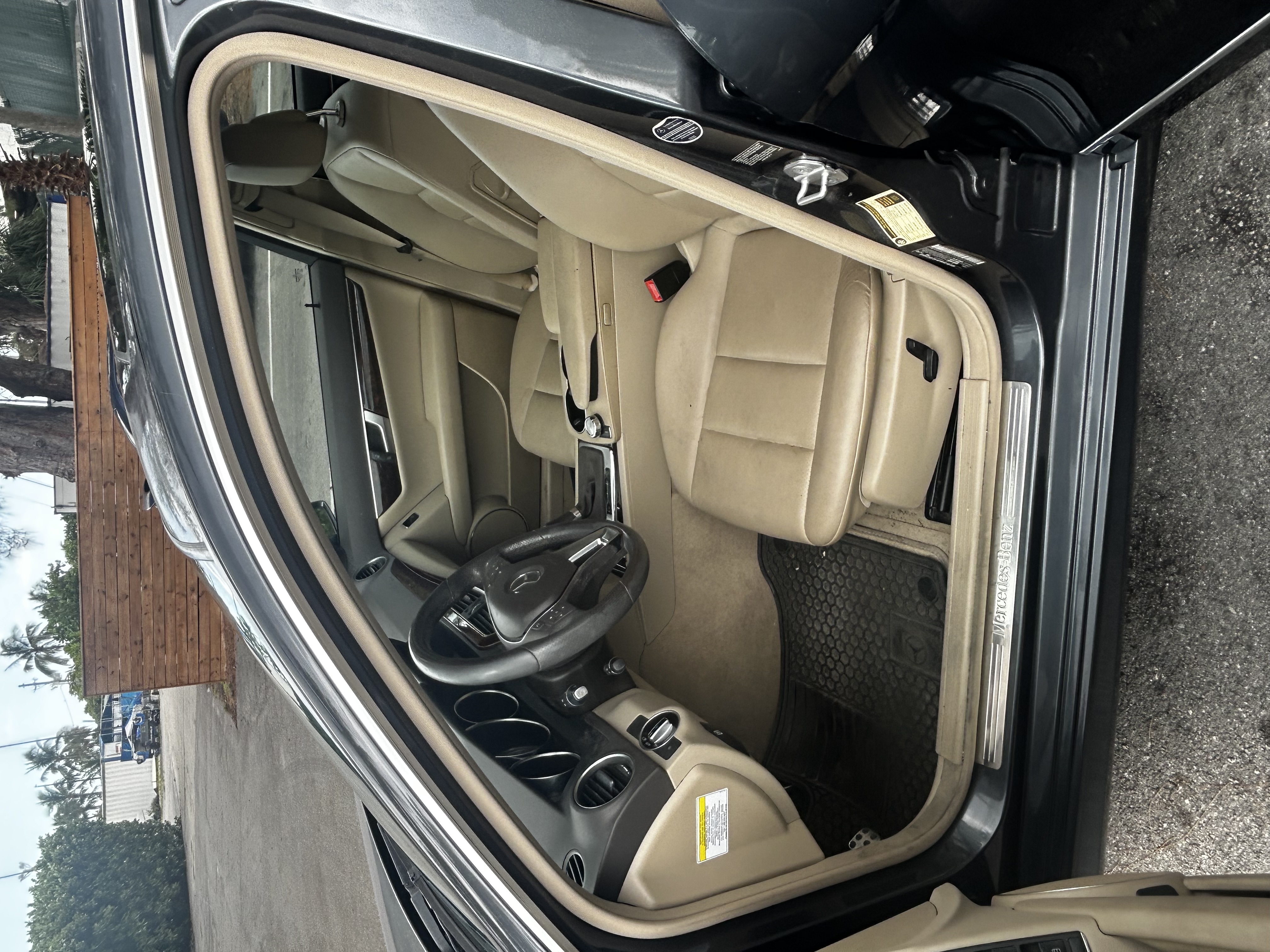 Used 2013 Mercedes-Benz C 250 Sedan image 10