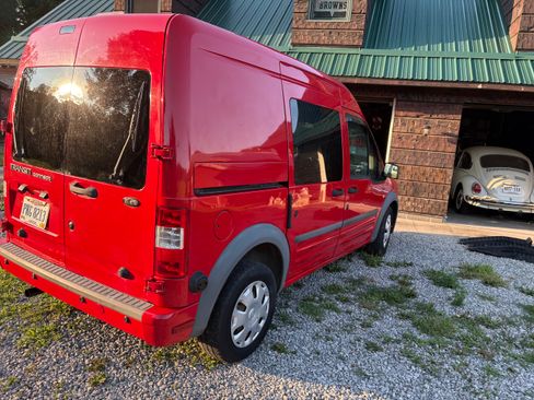 Used 2011 Ford Transit Connect XLT image 13