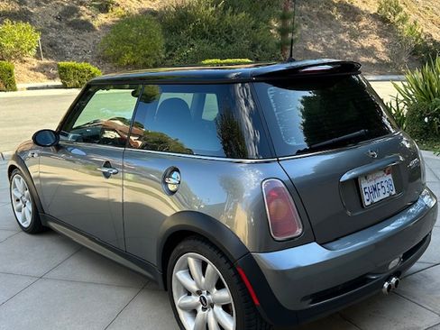 Used 2004 MINI Cooper S image 9