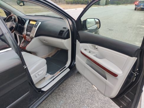 Used 2004 Lexus RX 330 330 Sport Utility 4D image 18