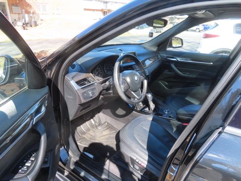 Used 2016 BMW X1 xDrive28i image 11