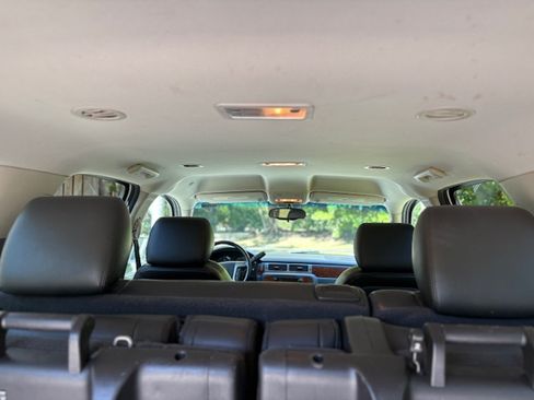 Used 2013 Chevrolet Tahoe LT image 20