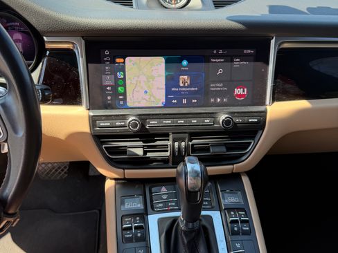 Used 2019 Porsche Macan Sport Edition image 21