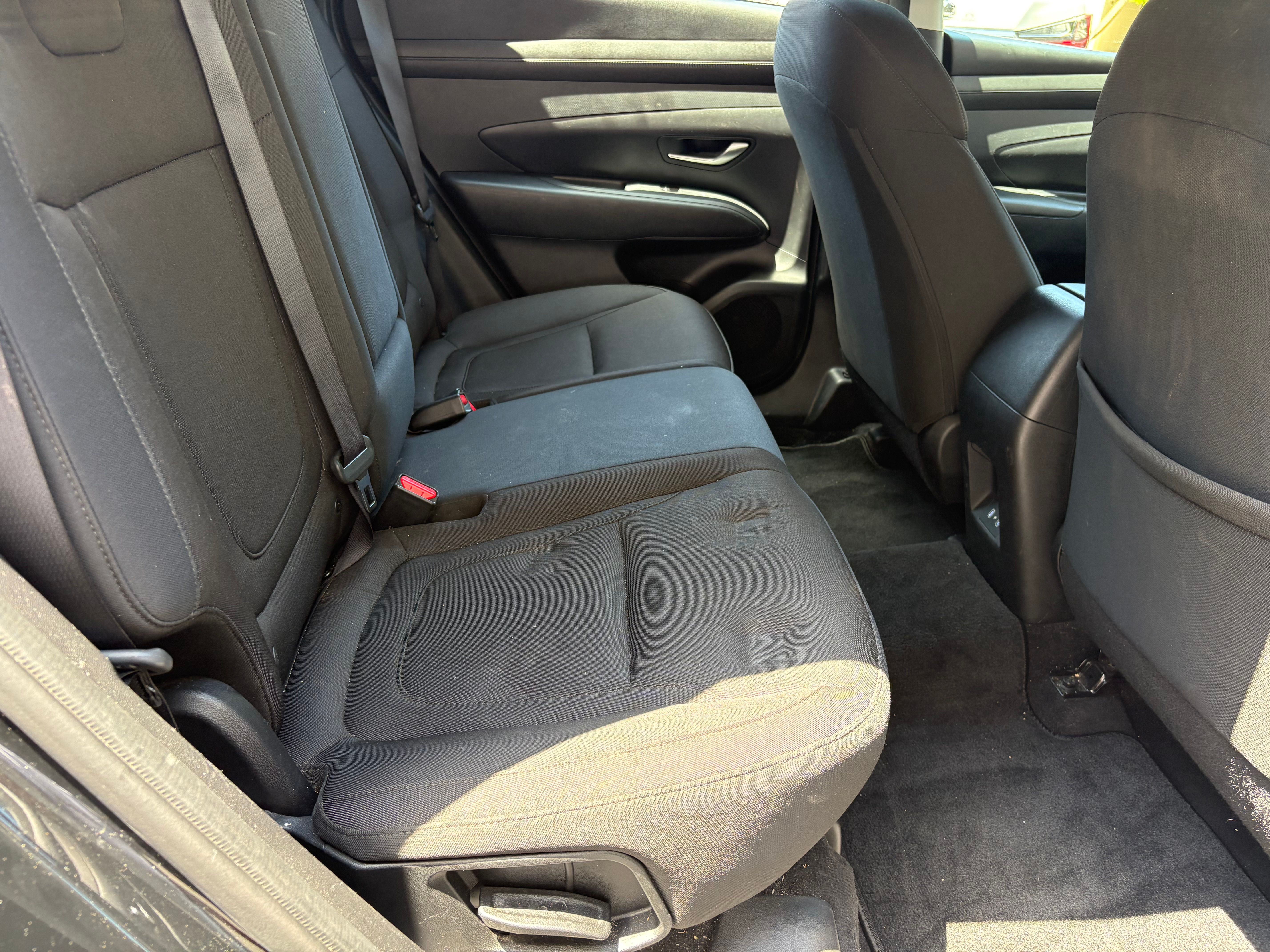 Used 2025 Hyundai Tucson SE FWD image 22