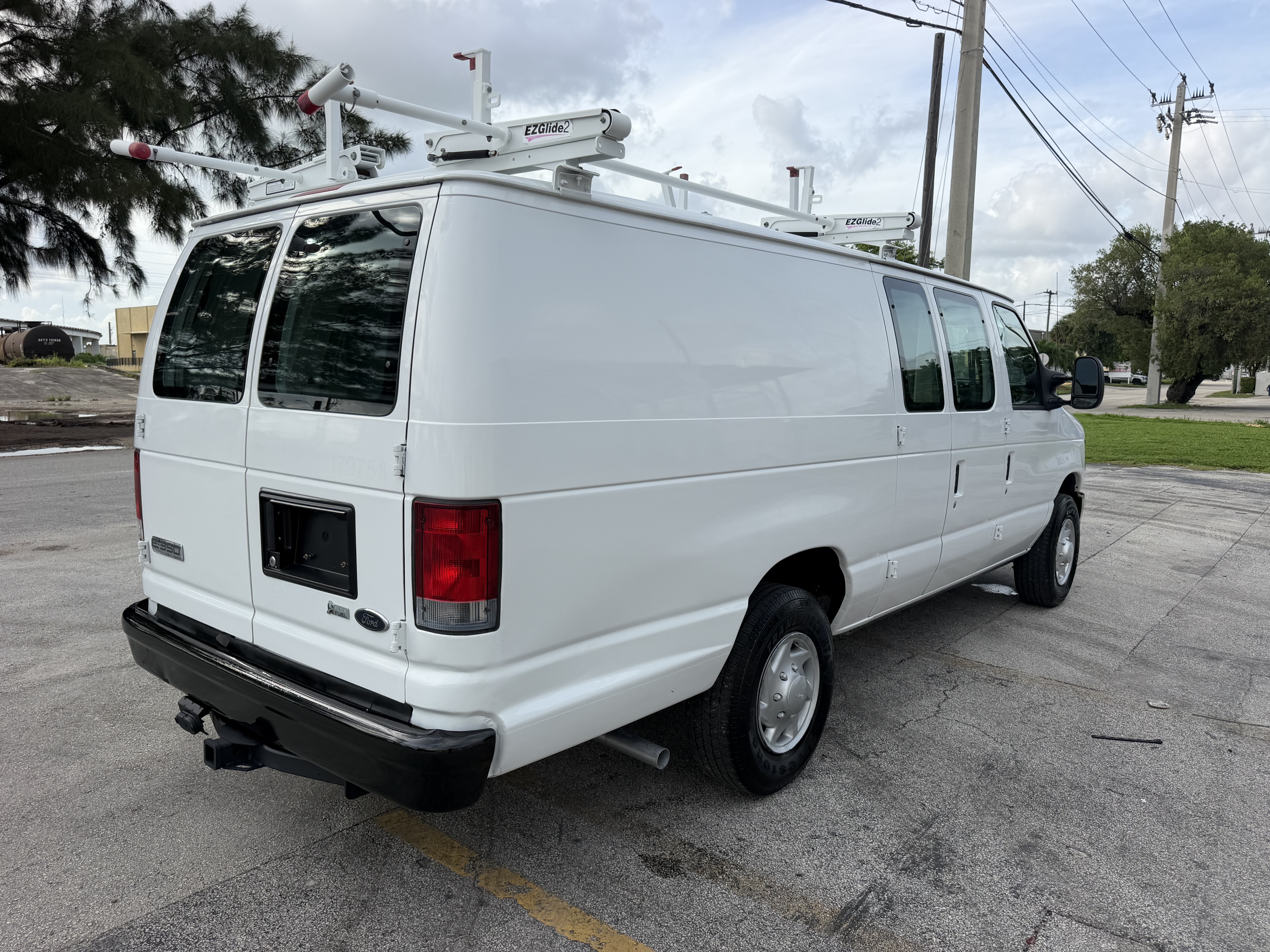 Used 2013 Ford E-250 and Econoline 250 Extended RWD image 6
