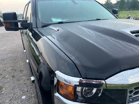 Used 2006 Chevrolet Silverado 2500 W/T w/ Snow Plow Prep Package AWD/4WD image 5