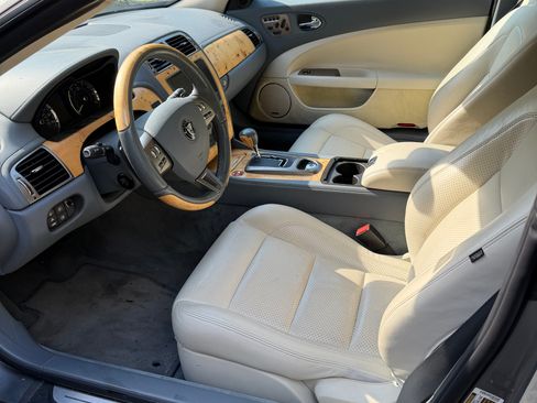 Used 2007 Jaguar XK Convertible RWD image 14