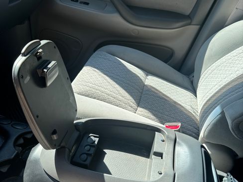 Used 2006 Toyota Tundra Darrell Waltrip Edition image 14