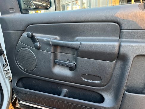 Used 2005 Dodge Ram 2500 Truck ST w/ Trailer Tow Group image 17