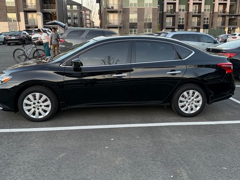 Used 2017 Nissan Sentra S image 4