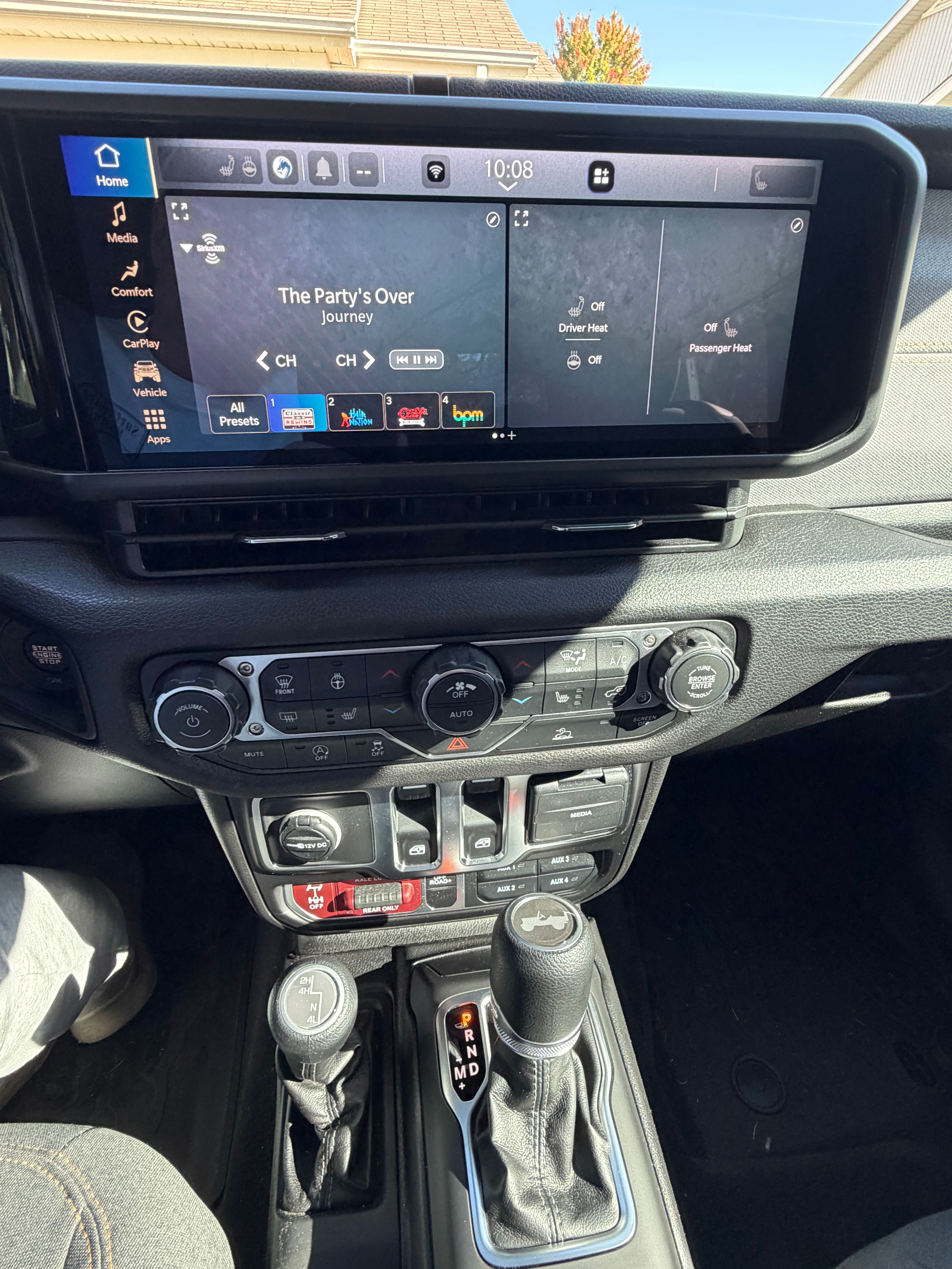 Used 2026 Jeep Wrangler Sport AWD/4WD image 9