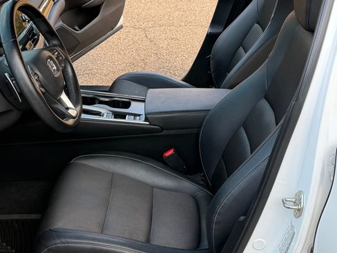 Used 2019 Honda Accord Sport image 13