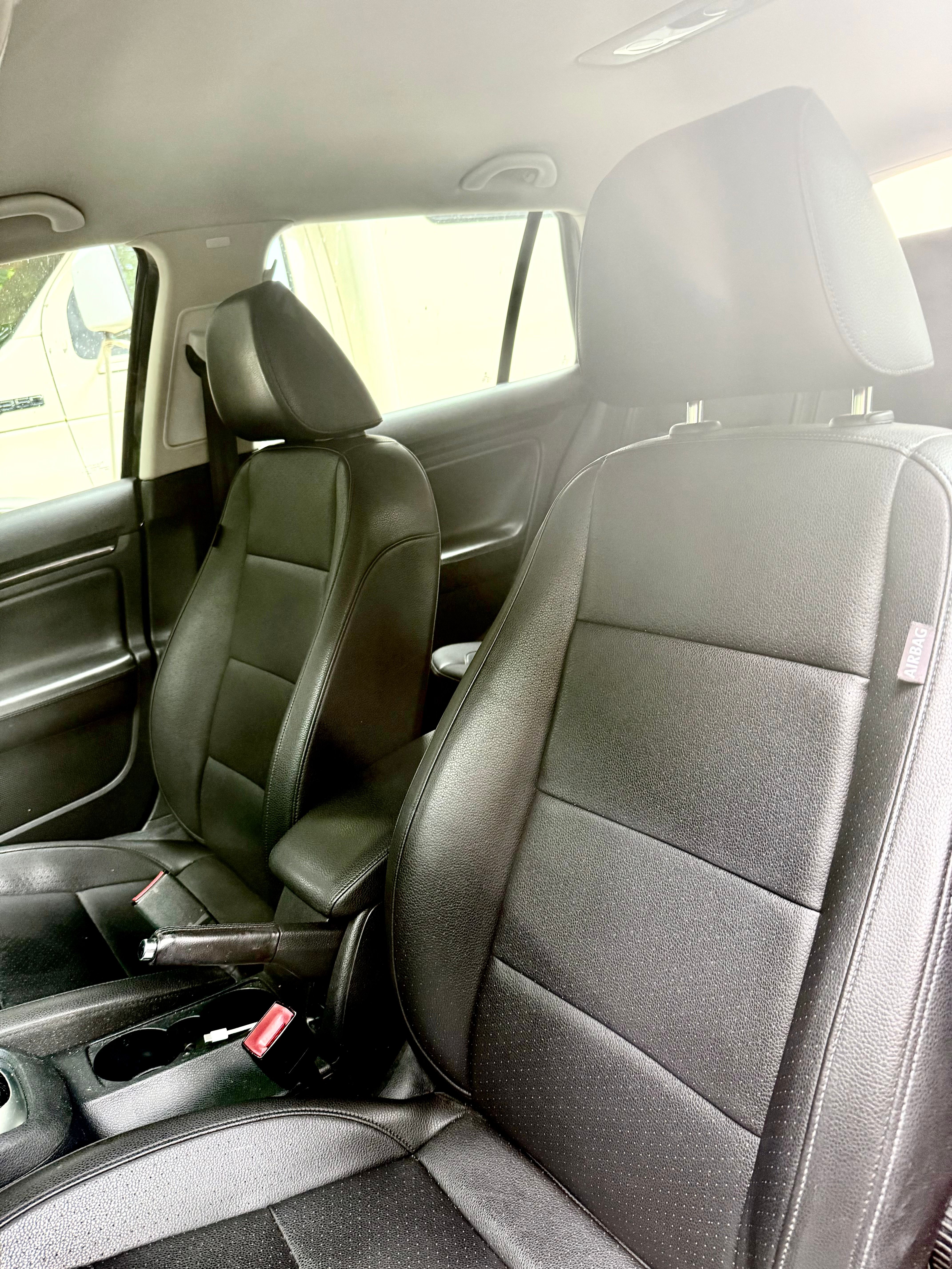 Used 2013 Volkswagen Jetta SE FWD image 15