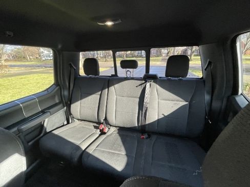 Used 2018 Ford F150 XLT w/ Equipment Group 302A Luxury image 15