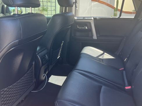 Used 2020 Toyota 4Runner Limited AWD/4WD image 21