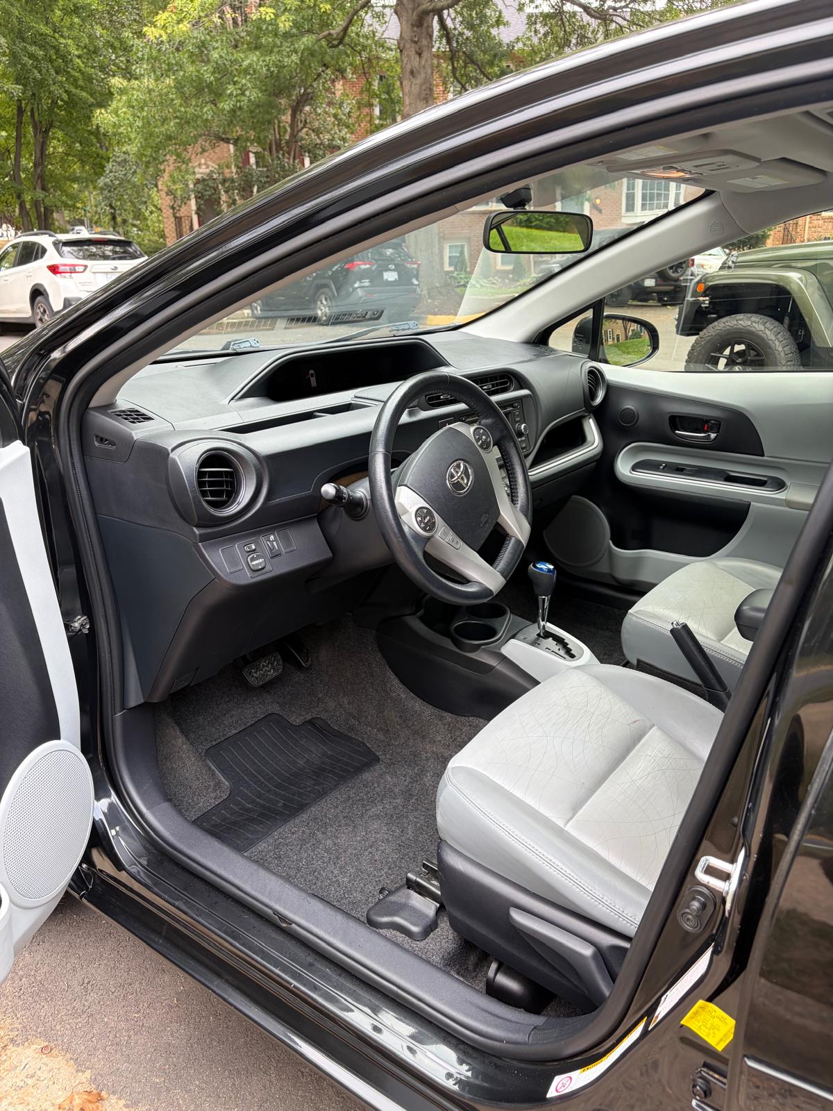 Used 2014 Toyota Prius C Four FWD image 12