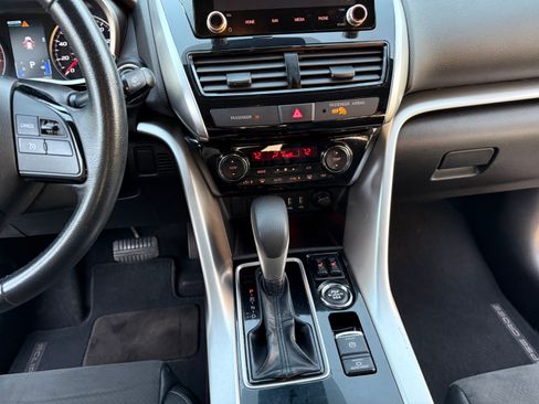 Used 2022 Mitsubishi Eclipse Cross SE AWD/4WD image 18