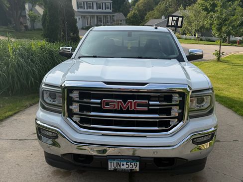 Used 2018 GMC Sierra 1500 SLT w/ SLT Premium Package AWD/4WD image 5