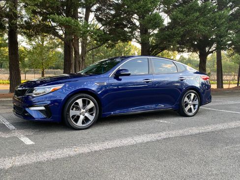 Used 2019 Kia Optima S image 8