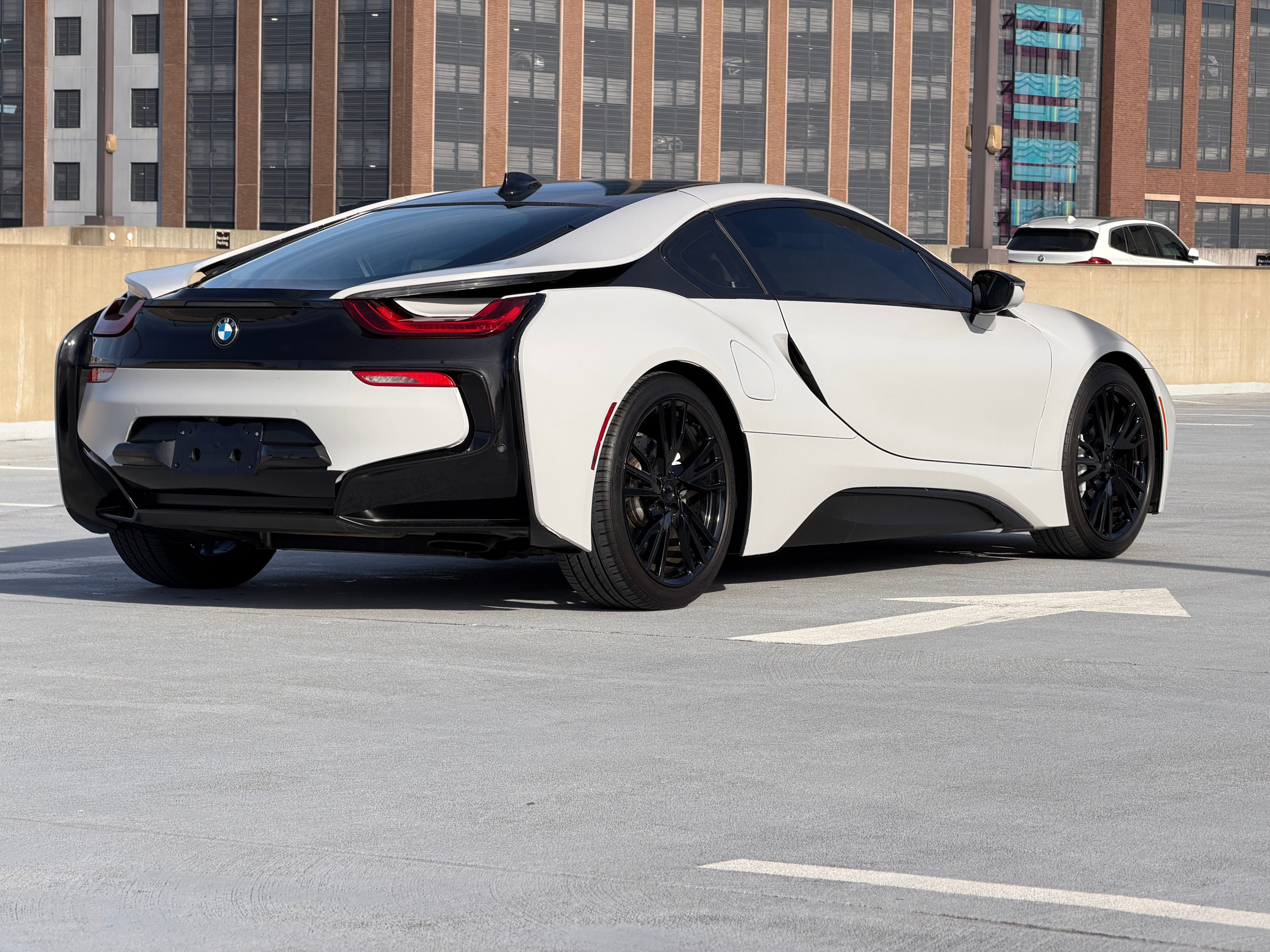 Used 2017 BMW i8 AWD/4WD image 14
