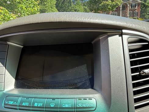 Used 2006 Lexus LX 470 4WD image 23