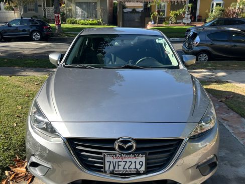 Used 2014 MAZDA MAZDA3 i Sport image 2