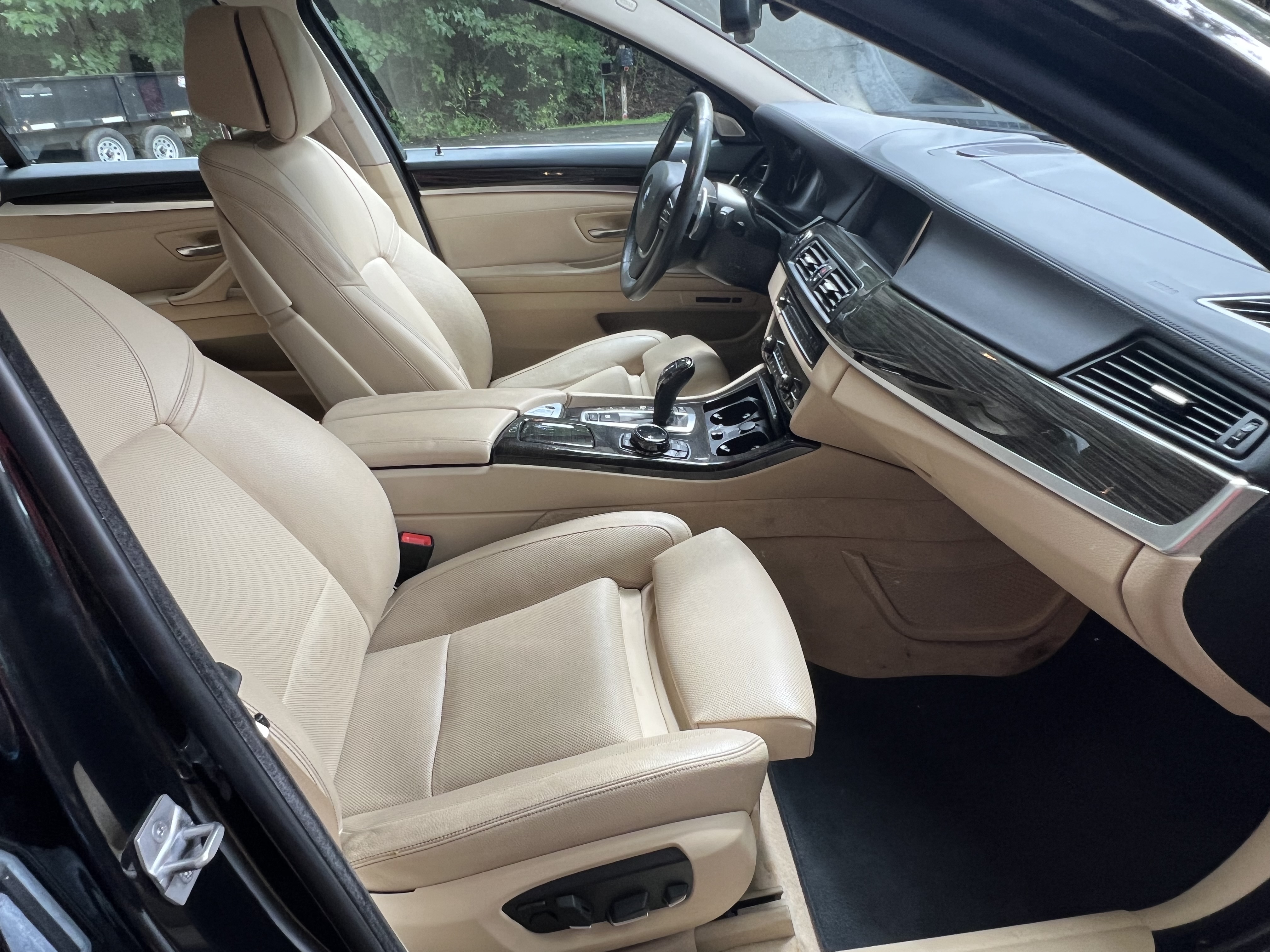 Used 2015 BMW 550i xDrive Sedan AWD/4WD image 43