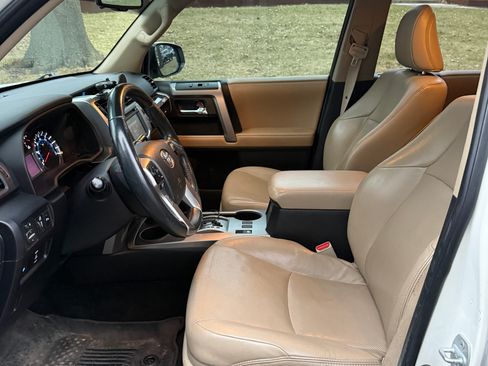 Used 2016 Toyota 4Runner Limited image 6