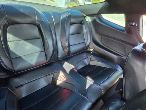 Used 2017 Ford Mustang GT image 14